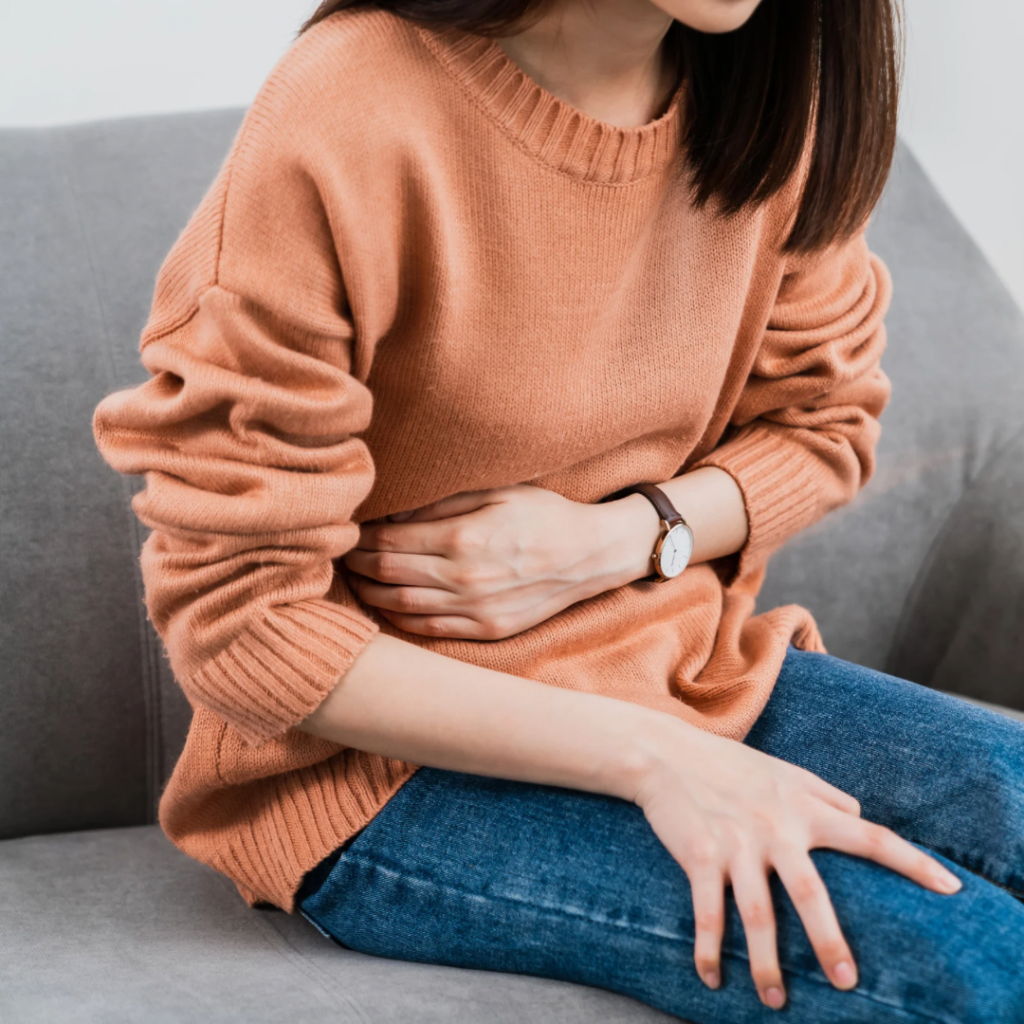 腰の痛みと便秘・胃の不調、まさかつながっているなんて!和歌山市加太いち鍼灸整骨院