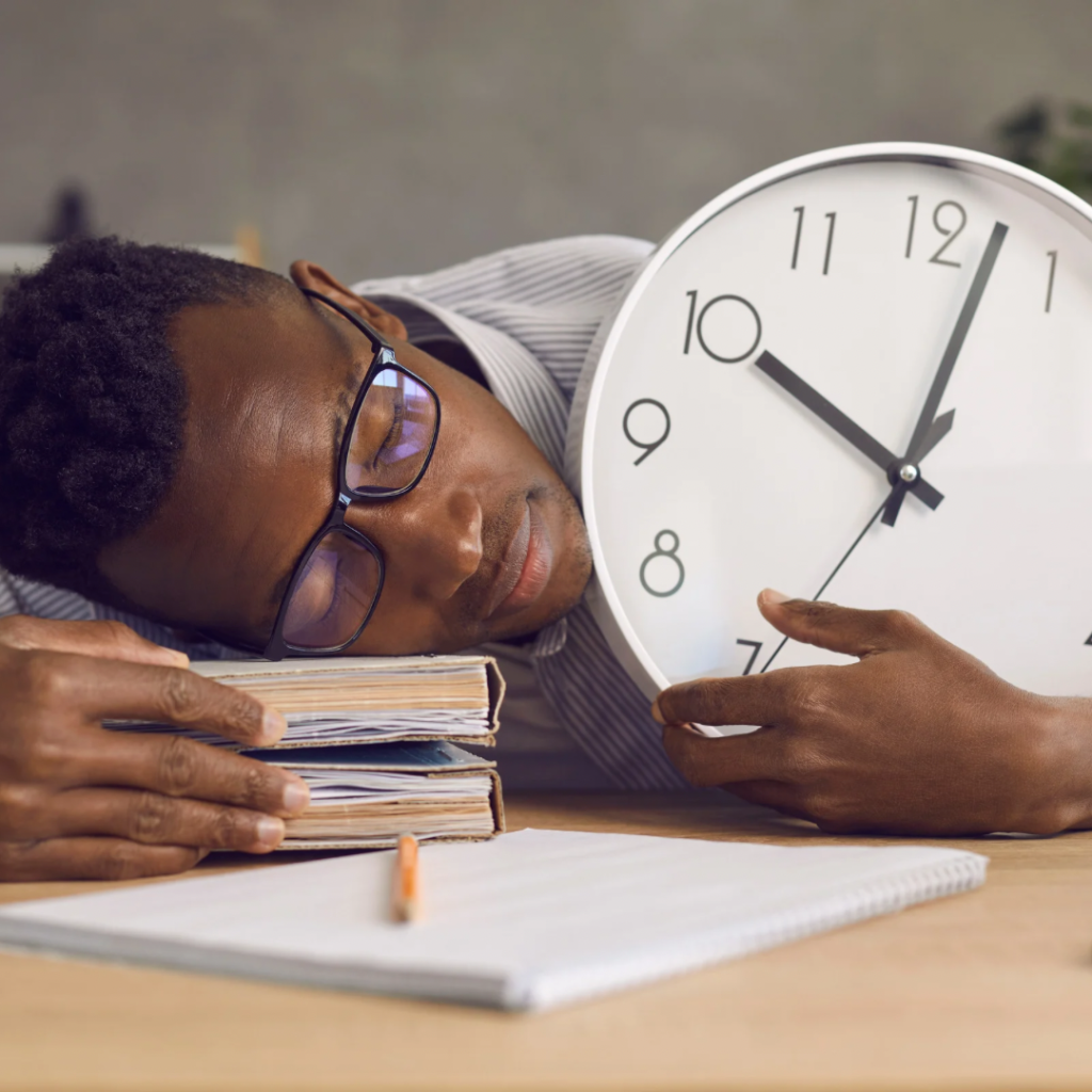 寝ても疲れが取れない人へ｜和歌山市の整体院が見る体の緊張